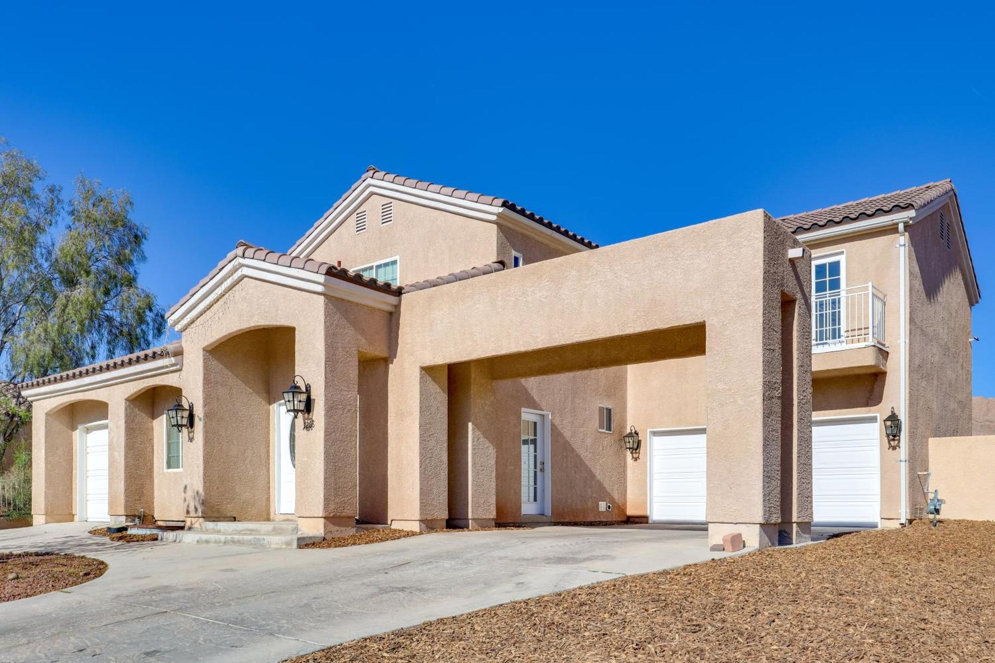 7 Mi To Fremont Street Spacious Vegas Home! Las Vegas