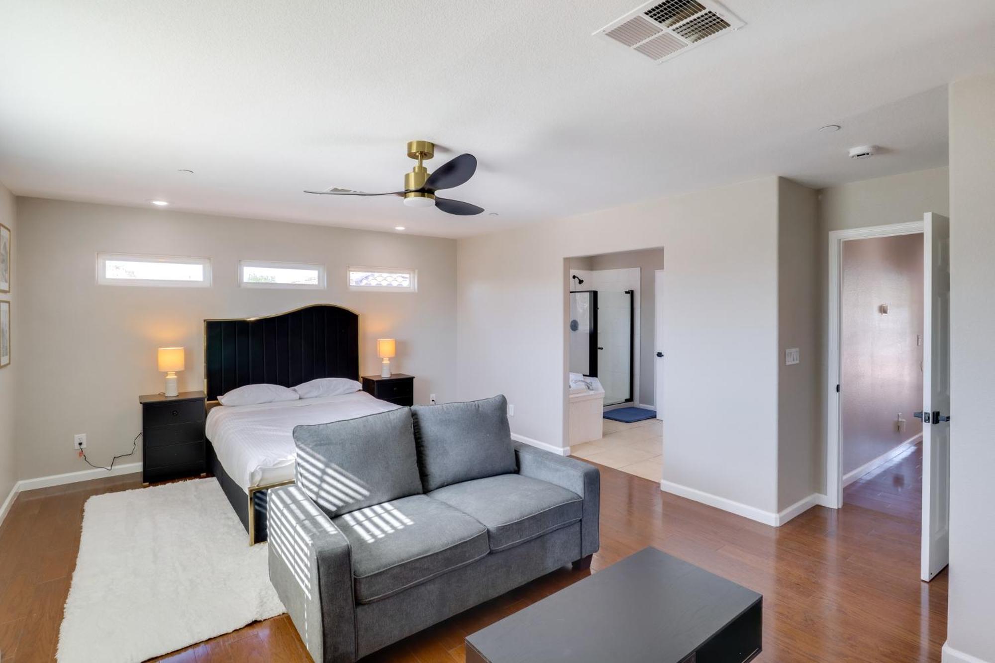 7 Mi To Fremont Street Spacious Vegas Home! Holiday home *